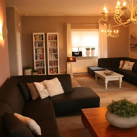 Tolles Fuer 18 Personen In Ostfriesland Mit Kino, Bar, Sauna Und Whirlpool Semesterbostad *