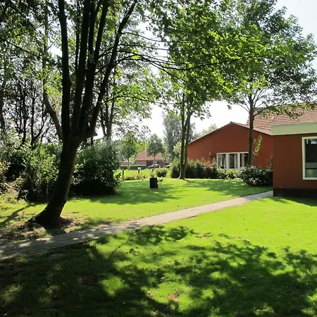 Tolles Fuer 18 Personen In Ostfriesland Mit Kino, Bar, Sauna Und Whirlpool