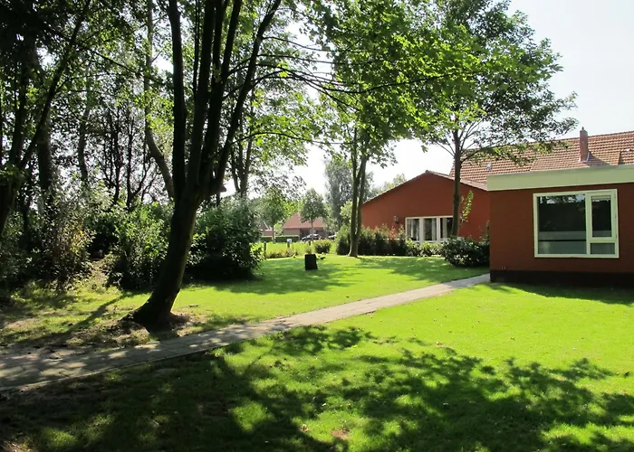 Tolles Fuer 18 Personen In Ostfriesland Mit Kino, Bar, Sauna Und Whirlpool