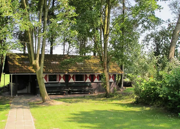 Tolles Fuer 18 Personen In Ostfriesland Mit Kino, Bar, Sauna Und Whirlpool